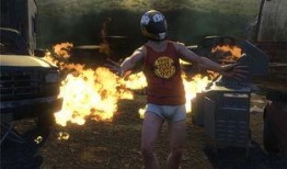 大逃杀1在线观看,紧张刺激的生存游戏，揭秘人性的极限挑战